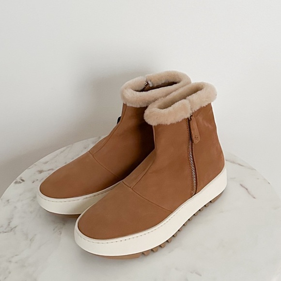 Aquatalia Allison Suede Shearling Bootie Size 8.5 NWT - Picture 3 of 7